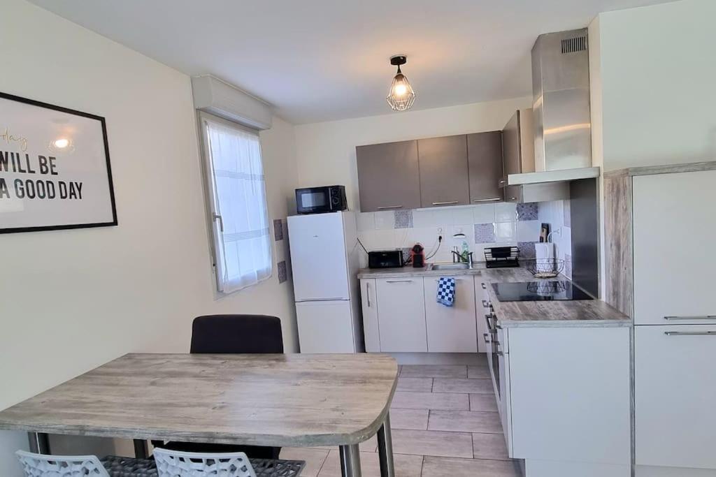 דירות טולוז T2 Pool & Terrasse - Parking - Metro - Wifi מראה חיצוני תמונה